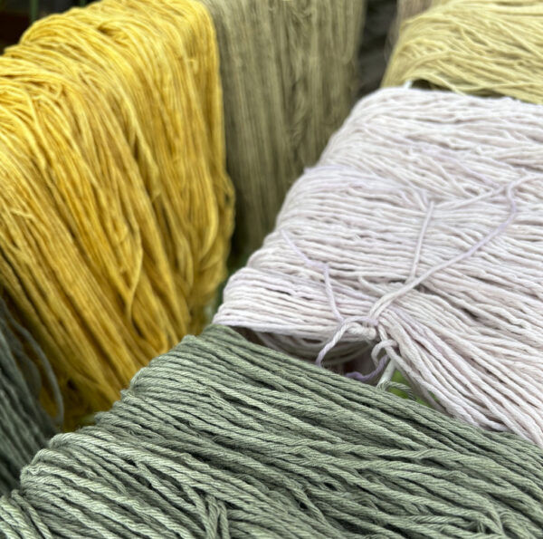 abrigo tejido a crochet - Imagen 3